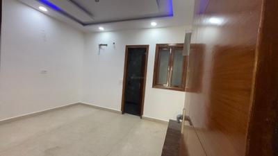 Bedroom Image of 1150 Sq.ft 3 BHK Builder Floor for rent in Sector 5 Rohini New Delhi for Rs. 35000