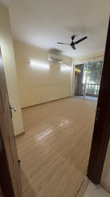 Bedroom Image of 3100 Sq.ft 4 BHK Builder Floor for rent in Ansal Esencia Sector 67, Sector 67 Gurgaon for Rs. 60000