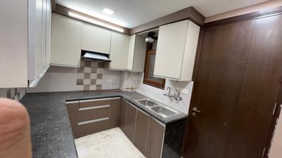 Kitchen Image of 1400 Sq.ft 3 BHK Builder Floor for rent in Surajmal Vihar New Delhi for Rs. 50000