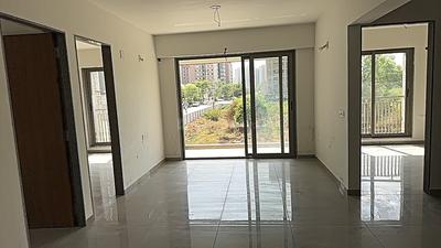 Living Room Image of 1850 Sq.ft 3 BHK Apartment / Flat for sale in Green Abalone, Shela Ahmedabad for Rs. 9000000