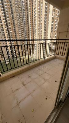 Image of 1100 Sq.ft 2.5 BHK Apartment / Flat for sale in Amrapali Verona Heights, Noida Extension, Greater Noida for Rs. 8580000