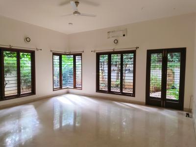 Bedroom Image of 4125 Sq.ft 4 BHK Independent House for sale in Sanjaynagar Bengaluru for Rs. 110000000