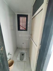 Bathroom Image of 670 Sq.ft 1 BHK Apartment / Flat for rent in Dombivli West Thane for Rs. 10500
