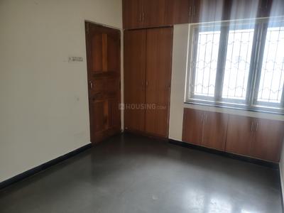 Bedroom Image of 1000 Sq.ft 2 BHK Builder Floor for rent in Sadashiv Nagar Belagavi for Rs. 16000