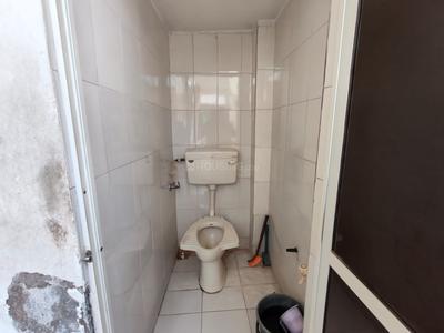 Bathroom Image of 2025 Sq.ft 4.5 BHK Independent House for sale in Jodhpur Ahmedabad for Rs. 15000000