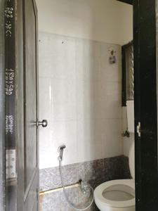 Common Bathroom Image of 640 Sq.ft 1 BHK Apartment / Flat for rent in Anchor Park, Nalasopara East Nala Sopara for Rs. 14000