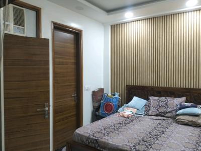 Bedroom Image of 560 Sq.ft 2 BHK Builder Floor for sale in Mahavir Enclave New Delhi for Rs. 4500000