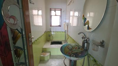 Image of 1300 Sq.ft 3 BHK Apartment / Flat for rent in Central Street Camp, Pune for Rs. 55000