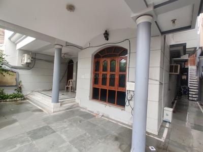 Balcony Image of 2000 Sq.ft 4.5 BHK Duplex for rent in Kakadeo Kanpur for Rs. 55000