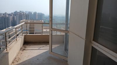 Balcony Image of 4884 Sq.ft 5 BHK Apartment / Flat for sale in Indiabulls Centrum Park, Sector 103 Gurgaon for Rs. 47000000
