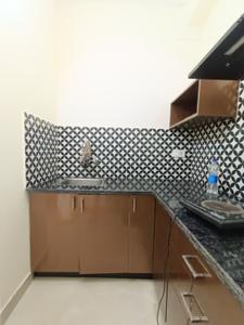 Kitchen Image of 450 Sq.ft 1 RK Studio for rent in Vasant Kunj New Delhi for Rs. 24000