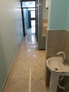 Bathroom Image of 850 Sq.ft 3 BHK Apartment / Flat for sale in Goyla Vihar New Delhi for Rs. 3600000