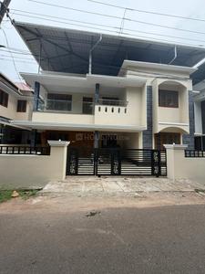 Image of 2450 Sq.ft 4 BHK Independent House for sale in Kuttoor, Thrissur for Rs. 10000000
