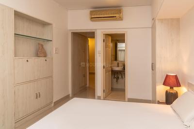 Bedroom Image of 2000 Sq.ft 2 BHK Builder Floor for rent in Bandra West Mumbai for Rs. 340000