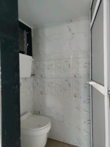 Common Bathroom Image of 590 Sq.ft 1 BHK Apartment / Flat for sale in Nalasopara West Nala Sopara for Rs. 4200000
