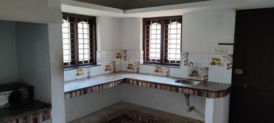 Kitchen Image of 1300 Sq.ft 3 BHK Duplex for rent in Chamkkada Kollam for Rs. 10000