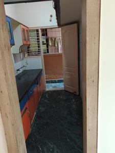 Kitchen Image of 750 Sq.ft 2 BHK Independent House for rent in Adugodi Bengaluru for Rs. 24000