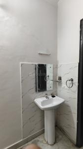Bathroom Image of 440 Sq.ft 1 BHK Apartment / Flat for rent in Sector 7 Gurgaon for Rs. 8500