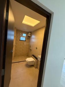 Bathroom Image of 1640 Sq.ft 3 BHK Apartment / Flat for rent in Shivaji Nagar Nagpur for Rs. 47000