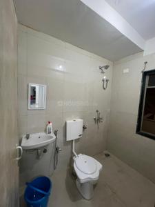 Bathroom Image of 550 Sq.ft 1 BHK Apartment / Flat for rent in Hiranandani The Walk, Hiranandani Estate Thane for Rs. 29000