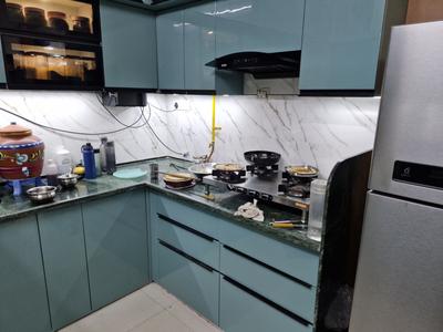 Kitchen Image of 850 Sq.ft 2 BHK Apartment / Flat for sale in Waghodia Road Vadodara for Rs. 4650000