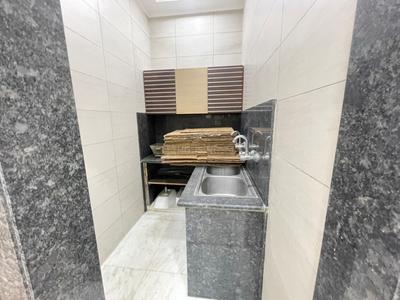 Bathroom Image of 2500 Sq.ft 3 BHK Builder Floor for rent in Sector 50 Noida for Rs. 55000
