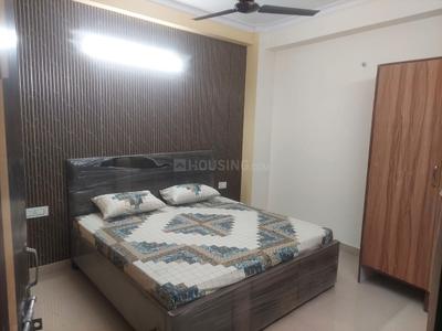 Bedroom Image of 810 Sq.ft 2 BHK Apartment / Flat for rent in Dwarka Mor New Delhi for Rs. 30000