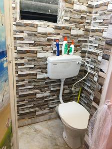 Bathroom Image of 680 Sq.ft 2 BHK Apartment / Flat for rent in Paschim Putiary Kolkata for Rs. 21000