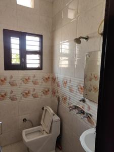 Bathroom Image of 1633 Sq.ft 3 BHK Apartment / Flat for sale in Dhakoli Zirakpur for Rs. 6200000