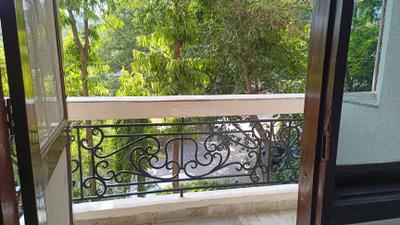 Balcony Image of 2000 Sq.ft 3 BHK Builder Floor for rent in Kalkaji New Delhi for Rs. 80000