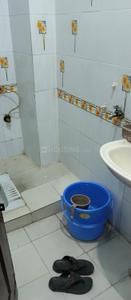 Bathroom Image of 900 Sq.ft 3 BHK Apartment / Flat for rent in New Sir Syed Nagar Aligarh for Rs. 14000