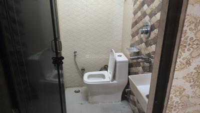 Image of 1400 Sq.ft 2 BHK Apartment / Flat for rent in DDA Om Apartment, Sector 14 Dwarka, New Delhi for Rs. 28000