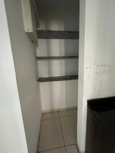 Kitchen Image of 1550 Sq.ft 3 BHK Apartment / Flat for rent in Avirat Silver Brook, Shilaj Ahmedabad for Rs. 23500