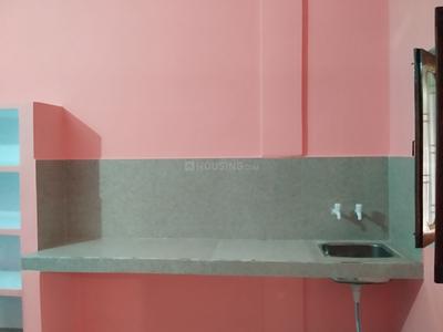 Kitchen Image of 2000 Sq.ft 1 BHK Independent House for rent in Chinhat Lucknow for Rs. 7000