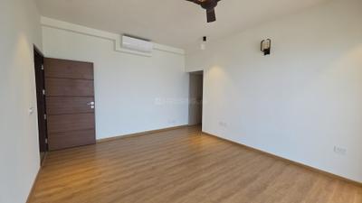 Bedroom Image of 2750 Sq.ft 4.5 BHK Builder Floor for rent in Godrej Meridien, Sector 106 Gurgaon for Rs. 90000