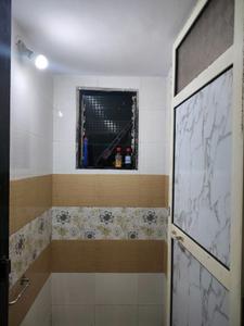 Common Bathroom Image of 700 Sq.ft 1 BHK Apartment / Flat for rent in Sahil Pride Residency Daffodil, Kasarvadavali Thane for Rs. 16522