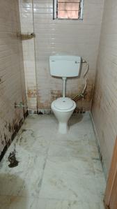 Bathroom Image of 600 Sq.ft 1.5 BHK Apartment / Flat for sale in Paschim Putiary Kolkata for Rs. 2000000