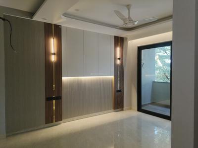 Bedroom Image of 2200 Sq.ft 3 BHK Builder Floor for sale in BPTP Amstoria , Sector 102 Gurgaon for Rs. 30000000