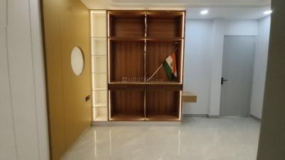 Bedroom Image of 1900 Sq.ft 4 BHK Builder Floor for sale in Kaushambi Ghaziabad for Rs. 24600000