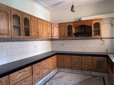 Kitchen Image of 3000 Sq.ft 3 BHK Builder Floor for rent in Sector 16 Faridabad for Rs. 35000
