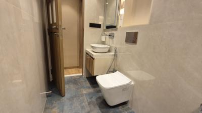 Bathroom Image of 600 Sq.ft 1 BHK Apartment / Flat for rent in Divine Shivom Khar Station, Khar West Mumbai for Rs. 210000
