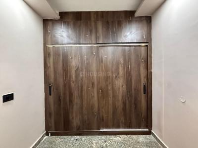 Bedroom Image of 3500 Sq.ft 3.5 BHK Builder Floor for rent in Sector 44 Noida for Rs. 100000