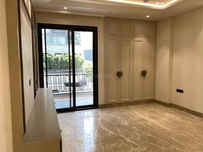Bedroom Image of 2700 Sq.ft 4 BHK Builder Floor for sale in Model Town New Delhi for Rs. 62500000