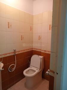 Bathroom Image of 1000 Sq.ft 2 BHK Builder Floor for rent in Indira Nagar Bengaluru for Rs. 45000