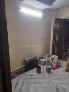 Bedroom Image of 750 Sq.ft 2 BHK Builder Floor for rent in Preet Vihar New Delhi for Rs. 16000