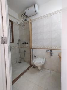 Bathroom Image of 1400 Sq.ft 3 BHK Apartment / Flat for sale in Raheja Exotica, Madh Mumbai for Rs. 26000000