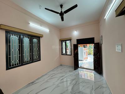 Living Room Image of 900 Sq.ft 1 BHK Independent House for rent in Lawspet Puducherry for Rs. 13000