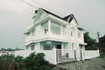 Image of 2400 Sq.ft 4.5 BHK Independent House for sale in Thevakkal, Kochi for Rs. 12900001