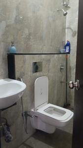 Bathroom Image of 930 Sq.ft 2 BHK Apartment / Flat for rent in Larkins Pride Palms, Thane West Thane for Rs. 40000