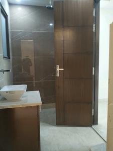 Common Bathroom Image of 1350 Sq.ft 3 BHK Builder Floor for sale in Paschim Vihar New Delhi for Rs. 25000000